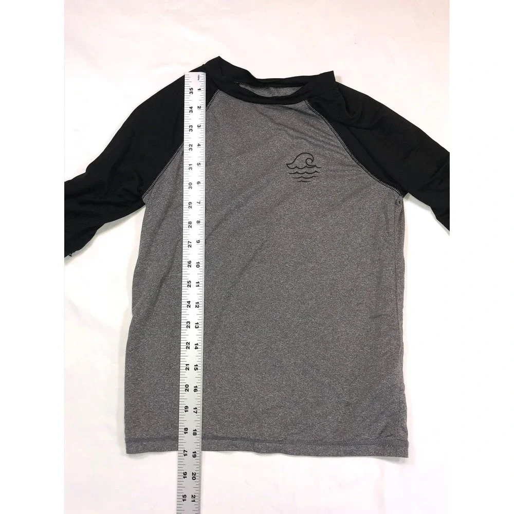 Art Class Kids Rash Guard and Shark Board Shorts Set Grey Black Size S 6/7